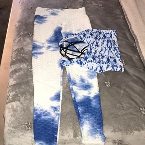 Sports bra and leggings set